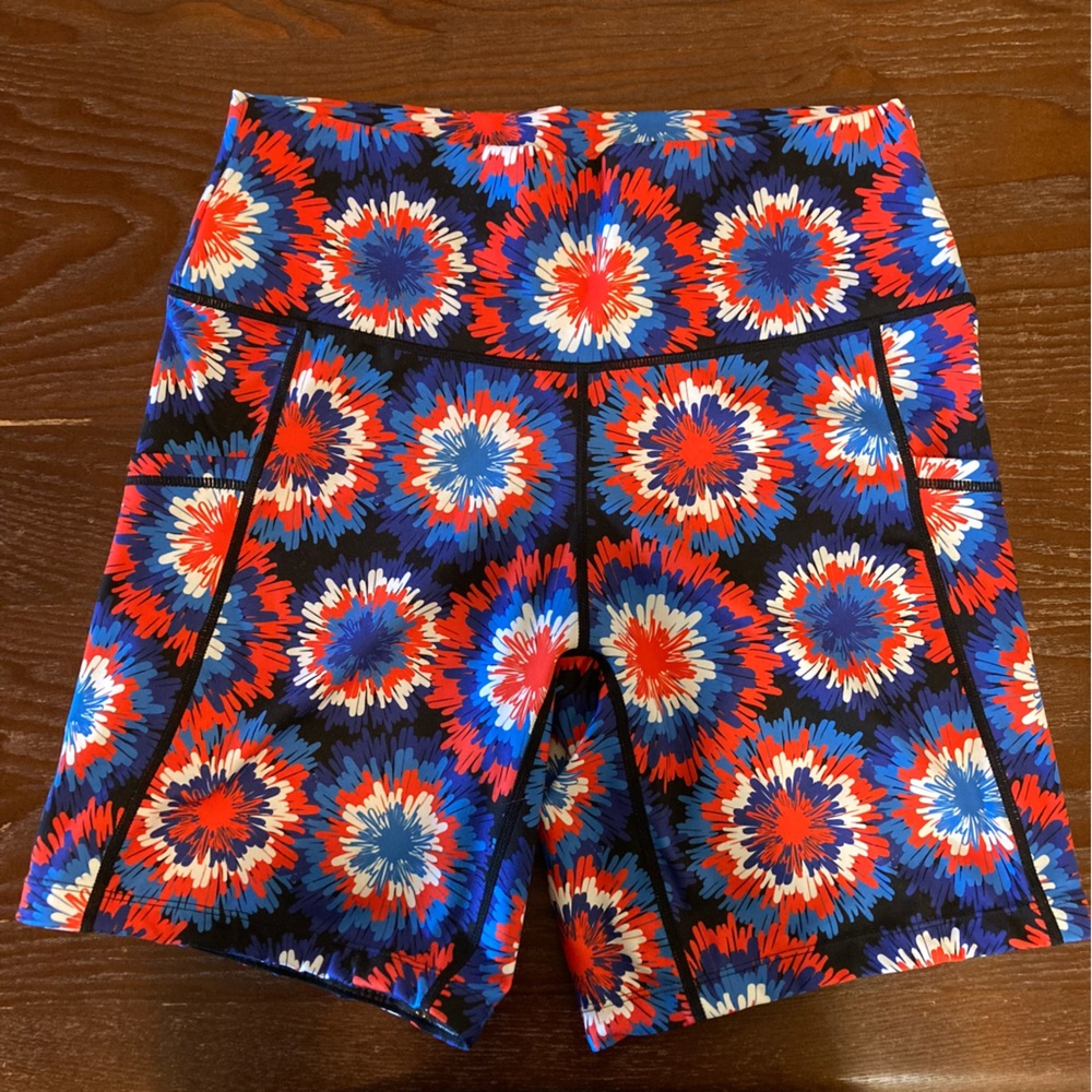 Constantly Varied Gear CVG Red White Blue Biker Shorts Pockets Athletic Workout